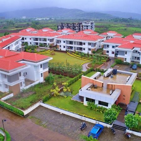 Ferienwohnung Mizzle Exotica Lonavla Exterior foto